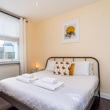 Pass The Keys - Holborn Apartment Close To Everything London Bagian luar foto