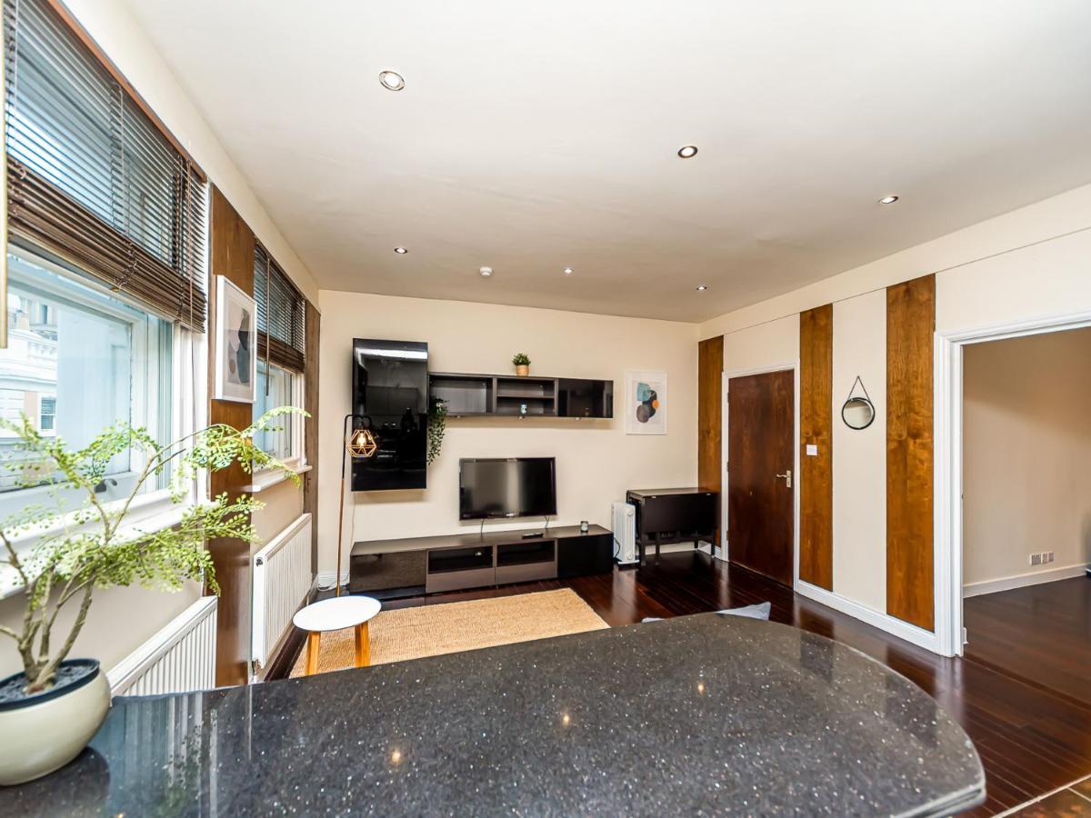 Pass The Keys - Holborn Apartment Close To Everything London Bagian luar foto